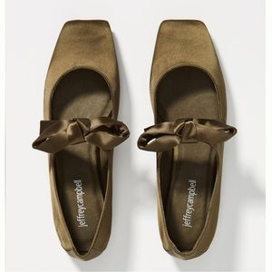 NWOT Jeffrey Campbell Green Bow Square-Toed Flats Satin and Leather - Sz 5.5